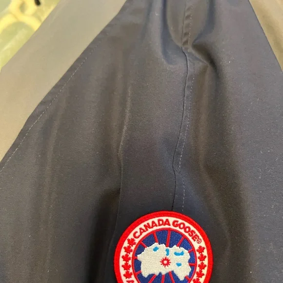 Men’s Canada Goose Chilliwack Bomber Size XL